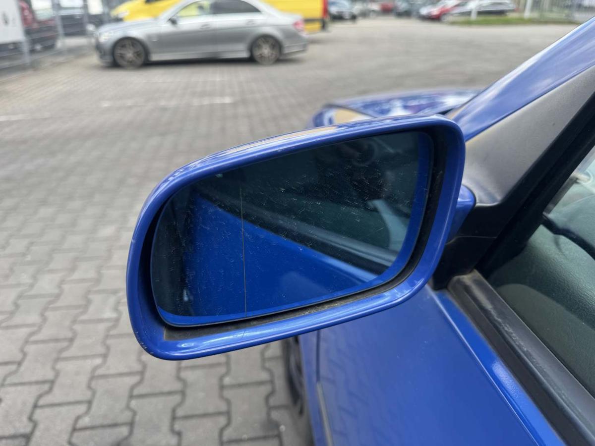 VW Golf 4 original Au&szlig;enspiegel links elektrisch verstellbar beheizt LA5C Surfblau Bj.2001